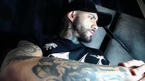 dante_d_angelo_ online show from April 16, 8:53 pm