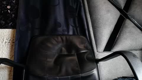 dante_d_angelo_ online show from April 17, 9:45 am