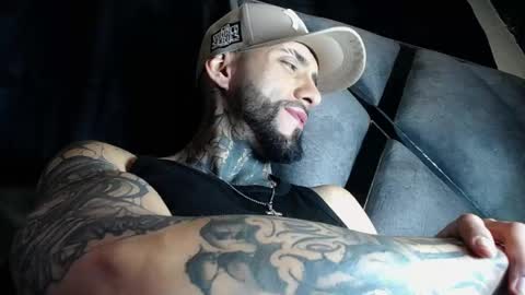 Snapshot of dante_d_angelo_ chatting on May 27, 7:16 am dante_d_angelo_ online show from May 27, 7:16 am