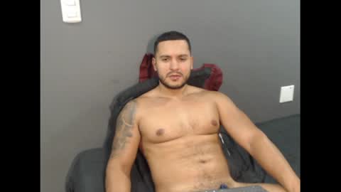 dantebrown1 online show from June 25, 5:07 am