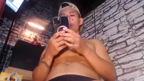 Snapshot of dantedominantboy chatting on February 3, 2:10 am Dante online show from February 3, 2:10 am