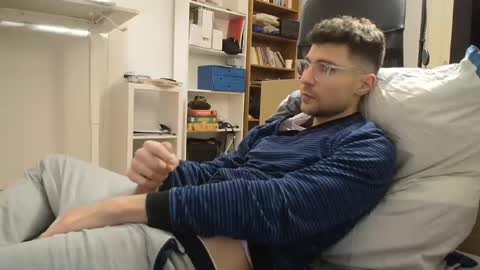 Daniel online show from December 2, 9:17 pm