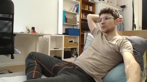 Daniel online show from February 9, 2:18 pm