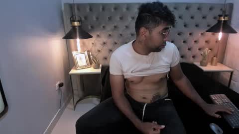 dantteray online show from November 25, 11:21 am