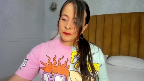 Snapshot of daphne81_ chatting on January 17, 2:18 am Daphne online show from January 17, 2:18 am