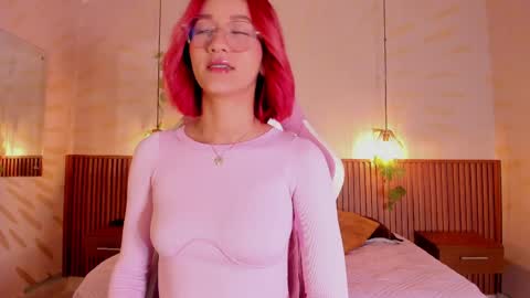 Daphne online show from June 5, 2:07 am