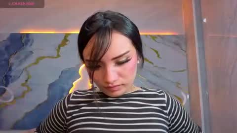 daphne_nicole_b online show from July 14, 12:57 am