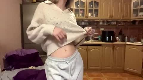 Monika online show from April 15, 5:20 pm