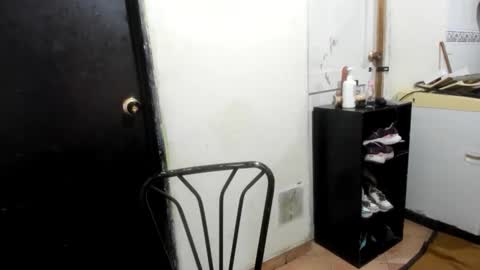 daphnegirlsexxy online show from April 2, 3:15 am