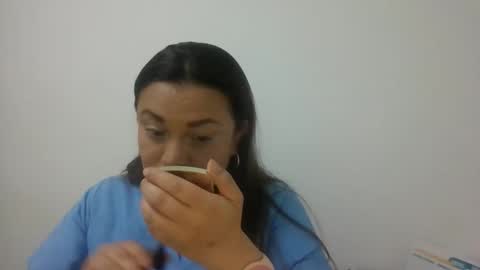 Snapshot of dapnne24 chatting on November 5, 7:58 pm dapnne online show from November 5, 7:58 pm