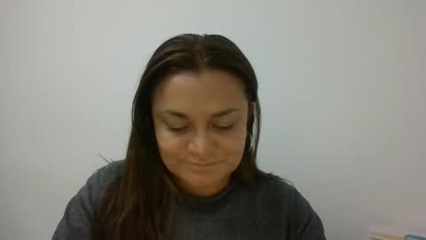 Snapshot of dapnne24 chatting on November 10, 8:19 pm dapnne online show from November 10, 8:19 pm