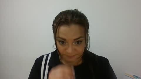 Snapshot of dapnne24 chatting on November 19, 7:36 pm dapnne online show from November 19, 7:36 pm