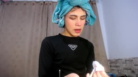 DARA online show from April 10, 11:53 pm