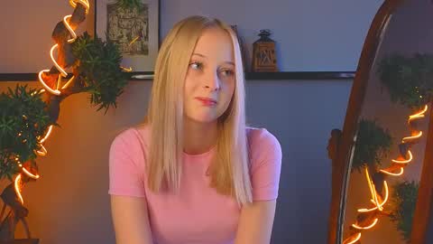 Kami online show from October 20, 3:40 am