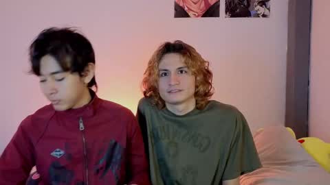 Snapshot of darcy_and_stolas chatting on November 13, 4:33 am darcy_and_stolas online show from November 13, 4:33 am