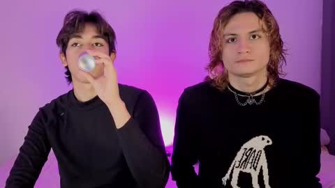 Snapshot of darcy_and_stolas chatting on November 15, 3:37 am darcy_and_stolas online show from November 15, 3:37 am