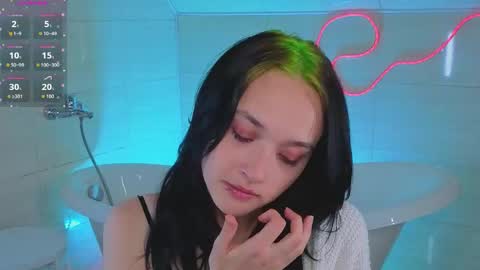 Darcy online show from April 12, 1:32 am