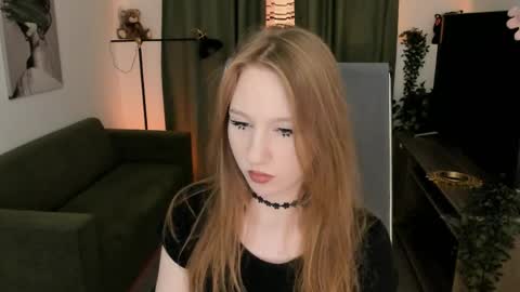 Snapshot of dariatate chatting on May 17, 11:39 am Daria Tate online show from May 17, 11:39 am