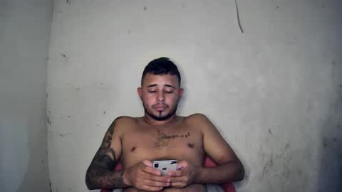 dariel0420 online show from May 11, 7:00 pm