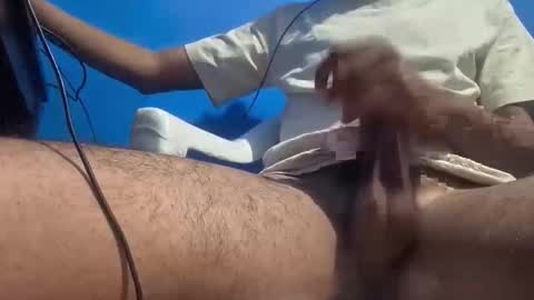 dariel_17 online show from April 30, 6:09 am