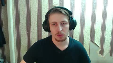 darienlarge online show from September 18, 5:15 pm