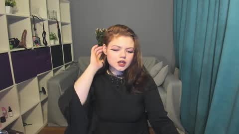 Snapshot of darina_wilson chatting on March 7, 7:49 pm Dari the it woman online show from March 7, 7:49 pm