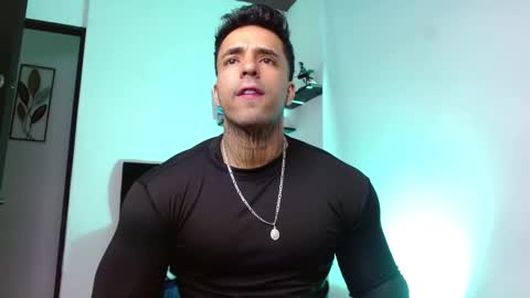 Darius Phoenix  online show from February 19, 6:59 pm