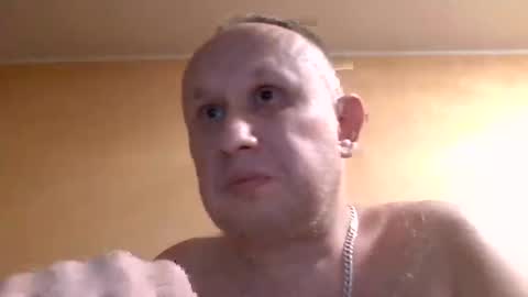 Snapshot of dariusx455 chatting on December 22, 4:37 pm dxd69 online show from December 22, 4:37 pm