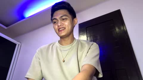 Snapshot of dark_angel69x chatting on December 31, 6:02 pm Guile online show from December 31, 6:02 pm