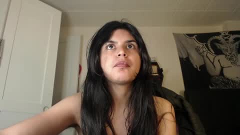 Moony online show from February 25, 7:09 am