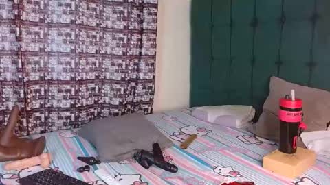 Snapshot of dark_chocolate0 chatting on October 15, 7:30 am becky online show from October 15, 7:30 am