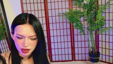 Diva online show from February 3, 9:31 pm