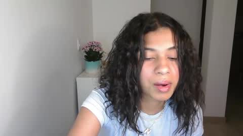 Snapshot of dark_enchantress_ chatting on December 13, 12:42 am Sofia online show from December 13, 12:42 am