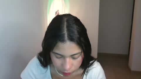 Snapshot of dark_enchantress_ chatting on December 29, 11:39 pm Sofia online show from December 29, 11:39 pm