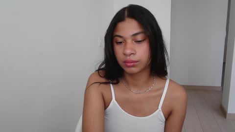 Snapshot of dark_enchantress_ chatting on January 4, 5:05 pm Sofia online show from January 4, 5:05 pm