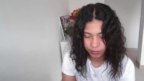 Snapshot of dark_enchantress_ chatting on January 14, 10:23 pm Sofia online show from January 14, 10:23 pm