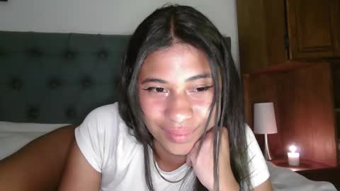 Snapshot of dark_enchantress_ chatting on October 16, 5:41 am Sofia online show from October 16, 5:41 am