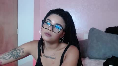 dark_flama online show from March 7, 12:07 am