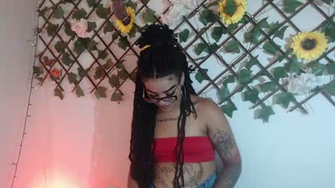 Snapshot of dark_flama chatting on July 4, 12:50 am dark_flama online show from July 4, 12:50 am