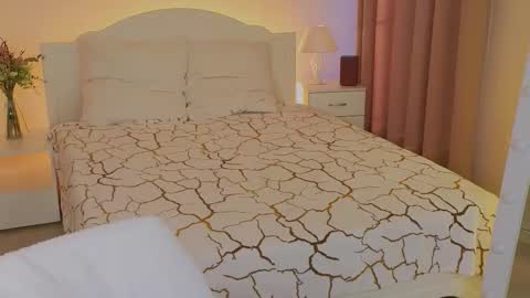 Lola online show from March 23, 1:53 am