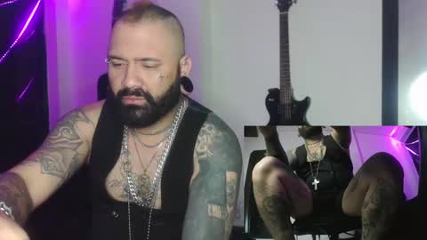 Snapshot of darkclothes chatting on December 30, 10:21 am darkclothes online show from December 30, 10:21 am