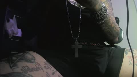 Snapshot of darkclothes chatting on January 4, 8:37 pm darkclothes online show from January 4, 8:37 pm