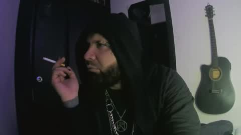 Snapshot of darkclothes chatting on January 5, 7:28 am darkclothes online show from January 5, 7:28 am