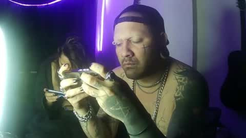 Snapshot of darkclothes chatting on January 23, 7:00 am darkclothes online show from January 23, 7:00 am