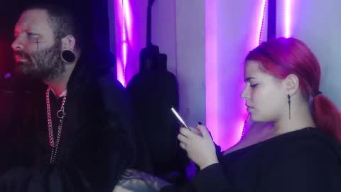 Snapshot of darkclothes chatting on February 23, 7:44 am darkclothes online show from February 23, 7:44 am