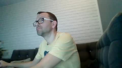 darkhaired34 online show from December 28, 10:02 pm