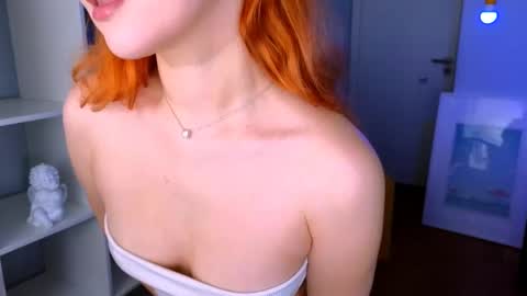 darkmoon____ online show from December 2, 10:42 am