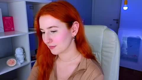 darkmoon____ online show from January 5, 8:01 pm