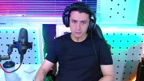 Snapshot of darko0717 chatting on January 11, 1:10 am DARKO0717 online show from January 11, 1:10 am