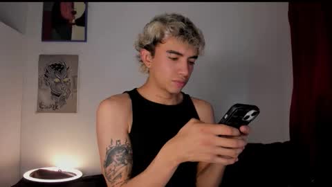 Snapshot of darkodark0 chatting on January 18, 10:35 pm Darko online show from January 18, 10:35 pm